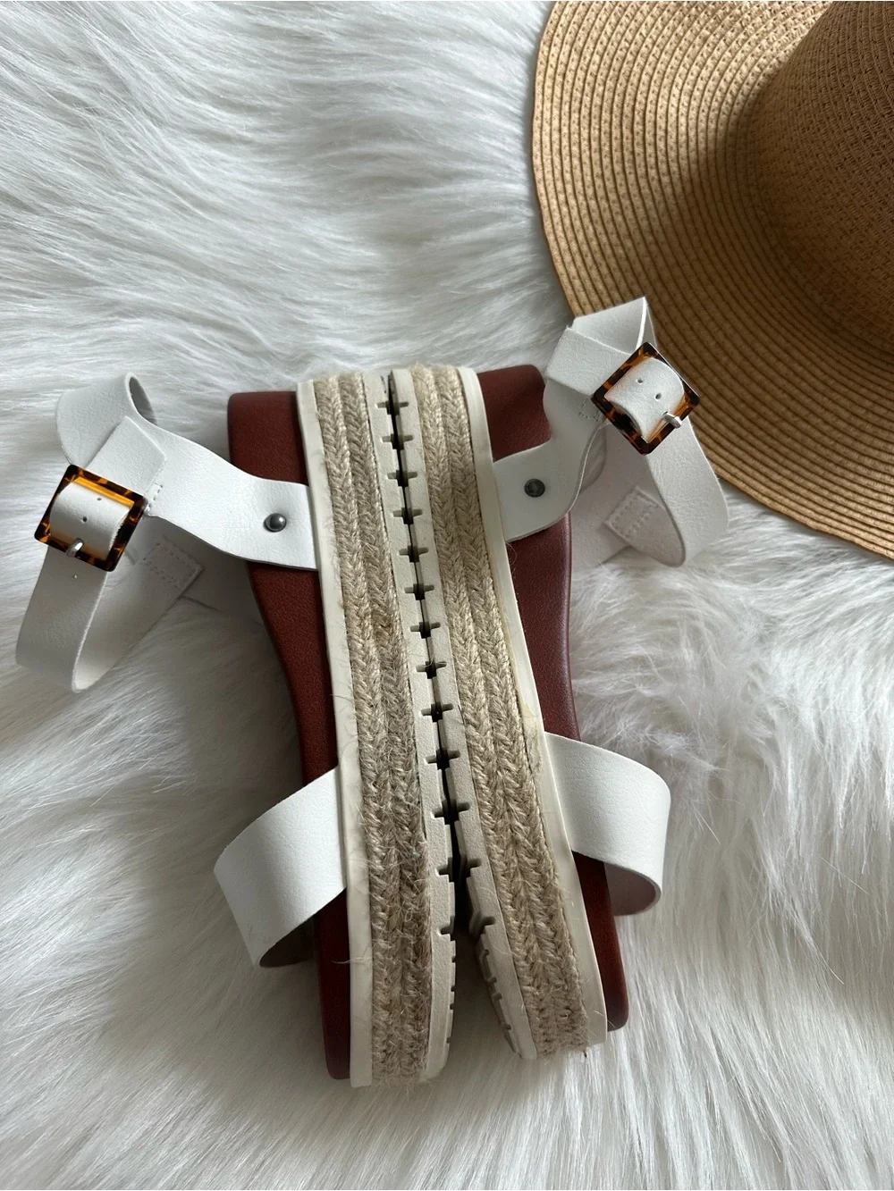 MIA White Ankle-Strap Espadrille Sandals with Brown Footbed Sz 8.5M